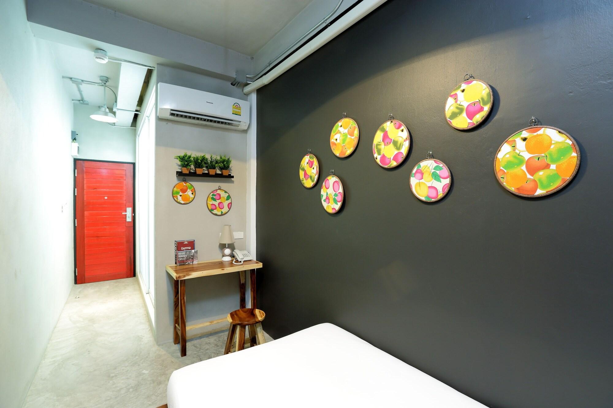 Smile Inn Bangkok Exteriör bild
